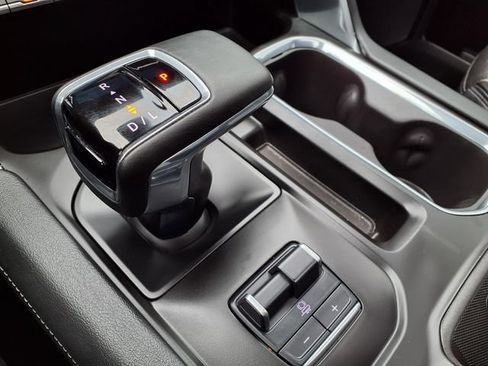 Used 2023 GMC Sierra 1500 Denali w/ Denali Reserve Package AWD/4WD image 13