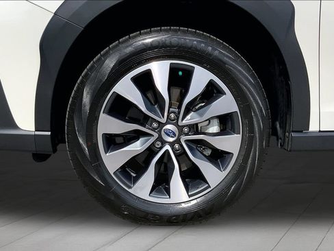 Used 2023 Subaru Outback Touring AWD/4WD image 33