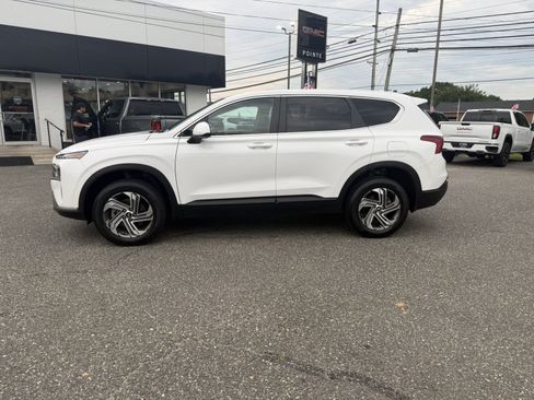 Used 2023 Hyundai Santa Fe SE AWD/4WD image 6