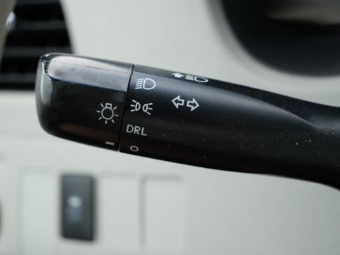 Used 2011 Toyota Sienna LE w/ Towing Pkg FWD image 33