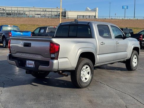 Used 2021 Toyota Tacoma SR image 3