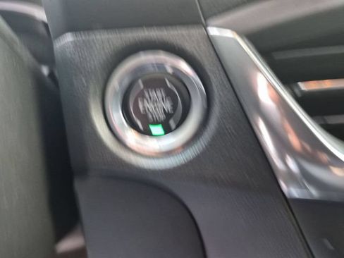 Used 2024 Buick Encore GX Preferred w/ Comfort Package FWD image 21