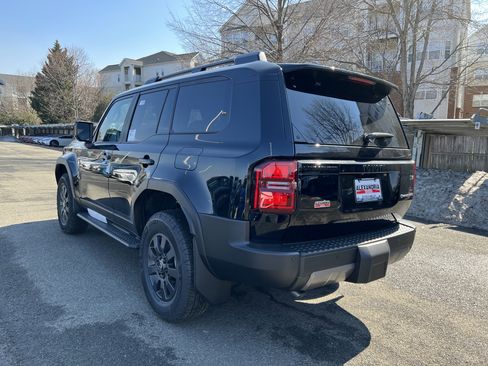 New 2026 Toyota Land Cruiser Base image 6