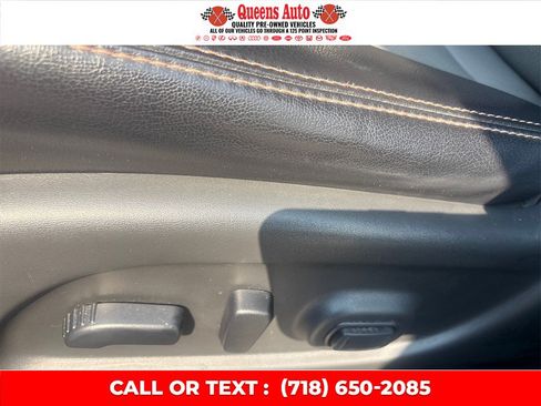 Used 2020 Nissan Pathfinder SL AWD/4WD image 46