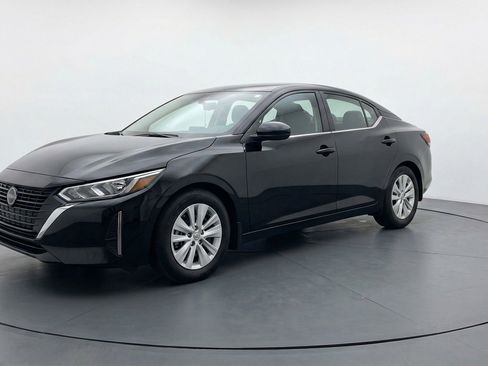 Used 2025 Nissan Sentra S FWD image 3
