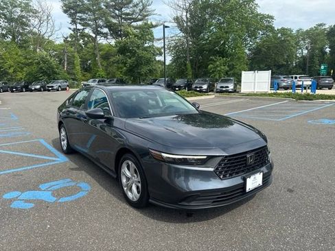 Used 2023 Honda Accord LX image 10