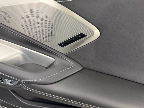 Used 2021 Chevrolet Corvette Stingray w/ Z51 Performance Package image 25