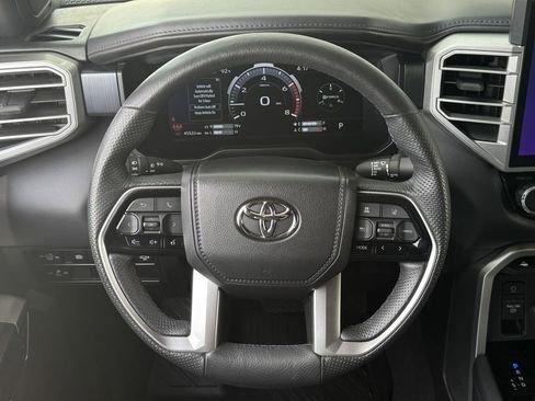 Used 2024 Toyota Tundra Platinum AWD/4WD image 14