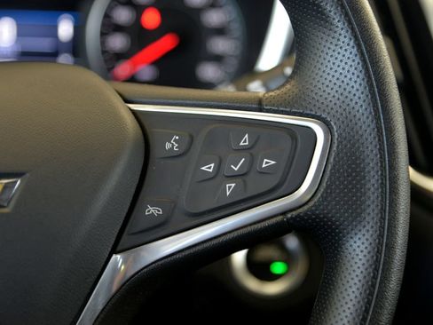 Used 2022 Chevrolet Equinox LT FWD image 23