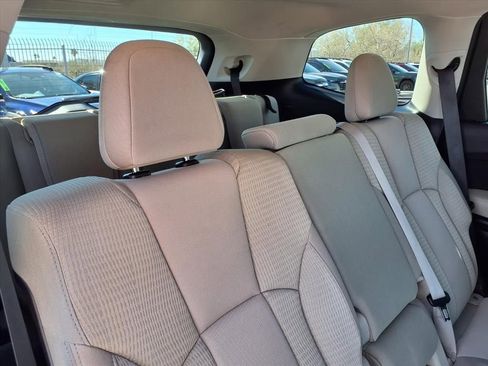 Used 2025 Subaru Ascent Premium w/ Popular Package #2 image 23