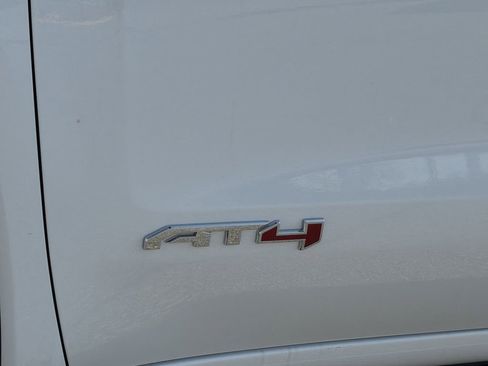 New 2026 GMC Sierra 1500 AT4 w/ Technology Package image 25