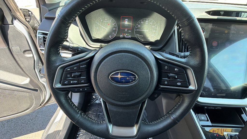 Used 2024 Subaru Outback Limited AWD/4WD image 18