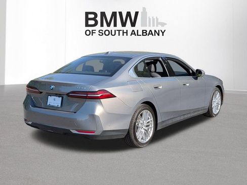 Certified 2024 BMW 530i xDrive w/ Premium Package AWD/4WD image 7