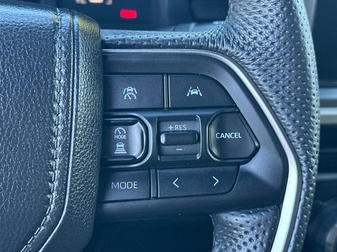 Certified 2025 Toyota Tacoma SR5 image 39