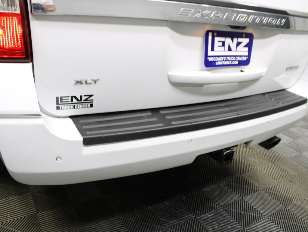 Used 2016 Ford Expedition XLT AWD/4WD image 40