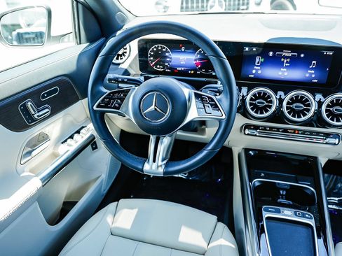 Certified 2026 Mercedes-Benz GLA 250 image 14