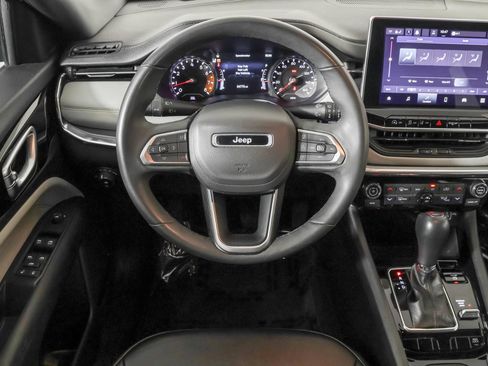 Used 2023 Jeep Compass Limited AWD/4WD image 37