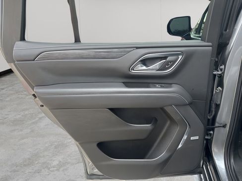 Certified 2022 GMC Yukon SLT w/ SLT Premium Package image 16