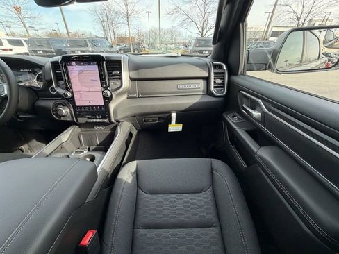 New 2026 RAM 1500 Big Horn AWD/4WD image 15