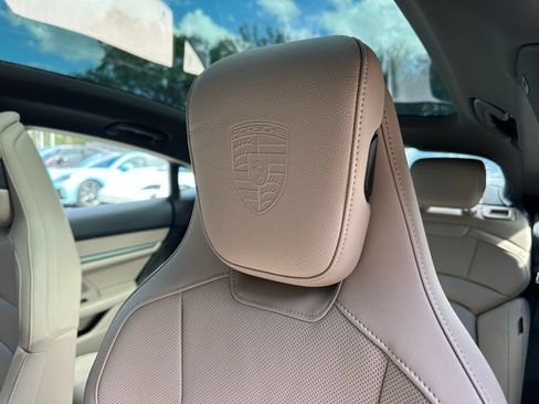 Used 2026 Porsche Taycan 4S AWD/4WD image 25