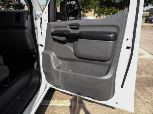 Used 2018 Nissan NV 1500 S RWD image 31
