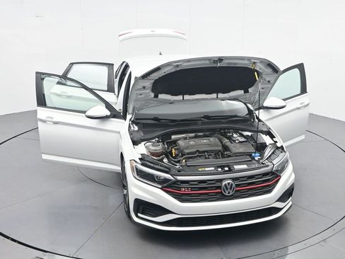 Used 2019 Volkswagen Jetta GLI FWD image 41