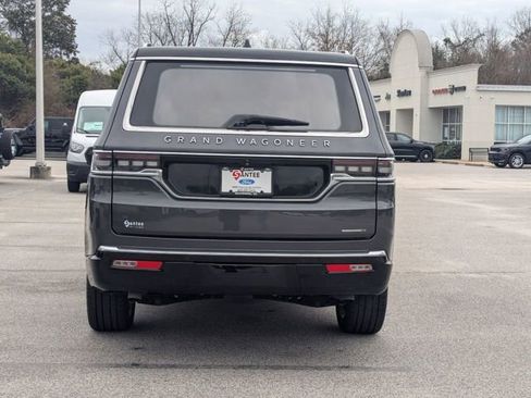 Used 2024 Jeep Grand Wagoneer Series III w/ Rear Seat Video Group 1 image 4