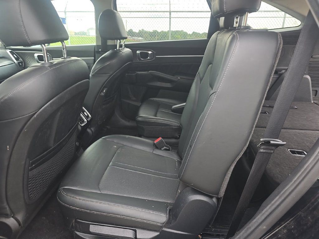 Used 2021 Kia Sorento SX AWD/4WD image 6