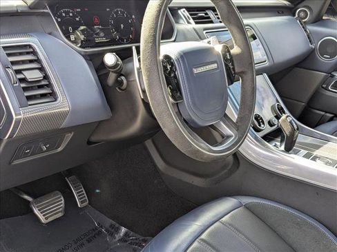 Used 2022 Land Rover Range Rover Sport HST image 9
