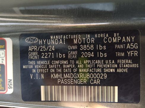 Used 2024 Hyundai Elantra SEL image 33