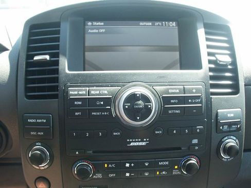 Used 2008 Nissan Pathfinder SE w/ Premium Pkg AWD/4WD image 12