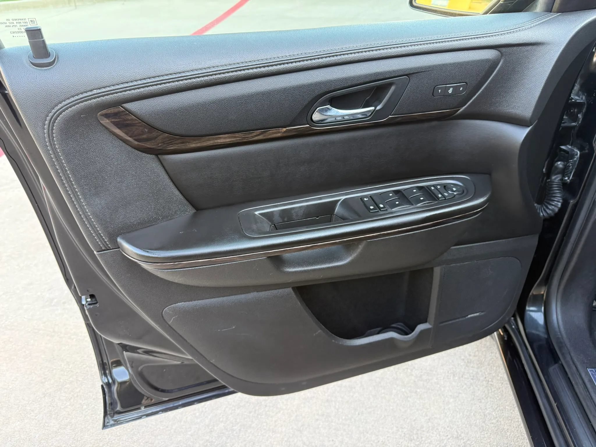Used 2014 GMC Acadia Denali FWD image 10
