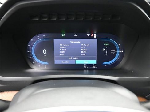 Used 2024 Volvo XC90 T8 Plus w/ Protection Package Premier image 10