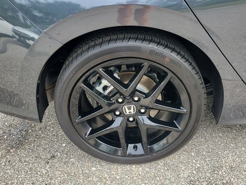 Used 2025 Honda Civic Sport image 12