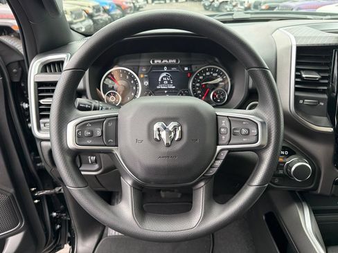 New 2026 RAM 1500 Express AWD/4WD image 17