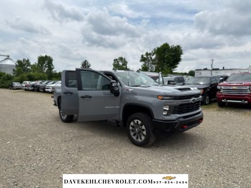 Used 2025 Chevrolet Silverado 2500 Custom w/ Custom Value Package AWD/4WD image 35