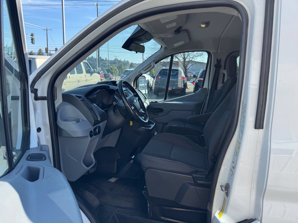 Used 2017 Ford Transit 150 XLT RWD image 10