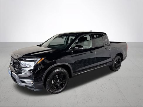 New 2026 Honda Ridgeline Black Edition image 2