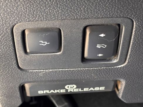 Used 2019 Ford F250 Platinum w/ Platinum Ultimate Package AWD/4WD image 23