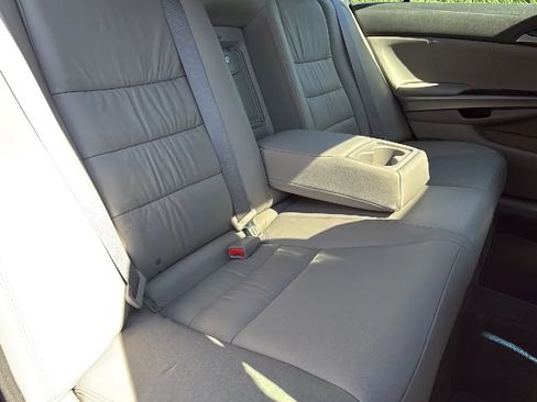 Used 2010 Honda Accord EX-L image 30