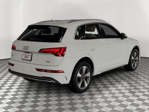 Used 2023 Audi Q5 2.0T Premium AWD/4WD image 9