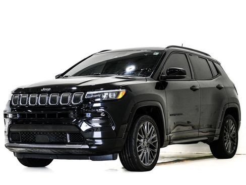 Used 2022 Jeep Compass High Altitude AWD/4WD image 3