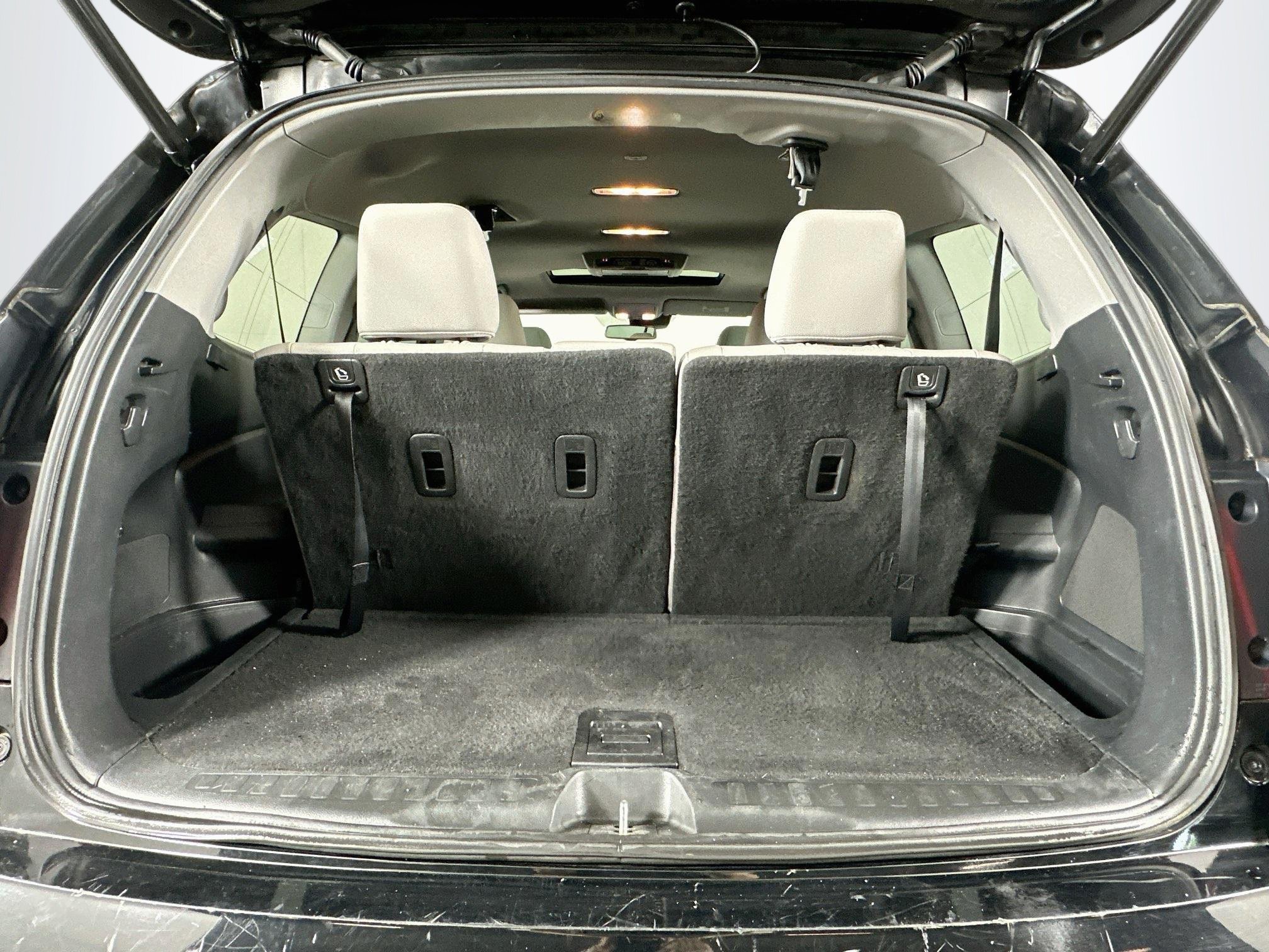 Used 2016 Honda Pilot Touring image 32