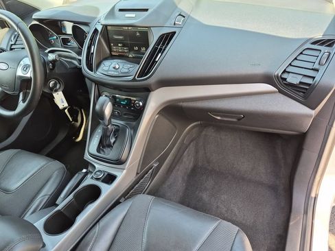 Used 2015 Ford Escape SE w/ SE Chrome Package AWD/4WD image 21