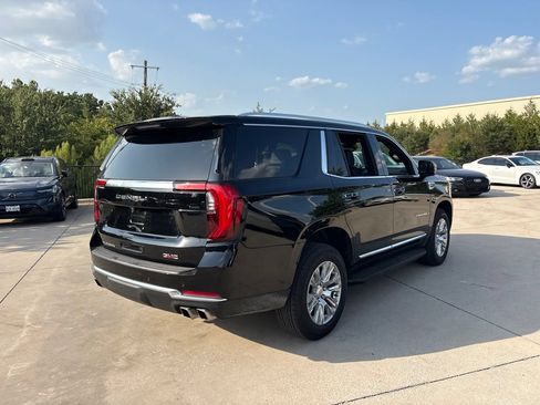 Used 2025 GMC Yukon Denali AWD/4WD image 5