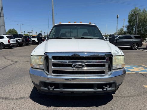 Used 2002 Ford F350 2WD Crew Cab DRW Super Duty image 3