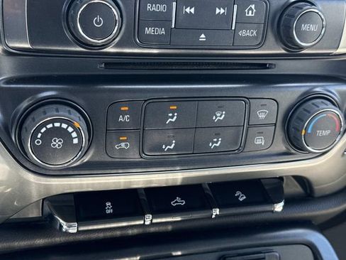 Used 2018 Chevrolet Silverado 2500 LT w/ Z71 Package, Off-Road AWD/4WD image 20