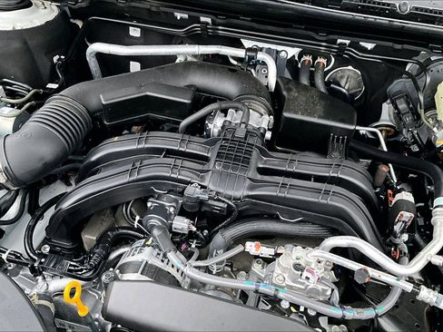 Used 2025 Subaru Outback Premium image 34