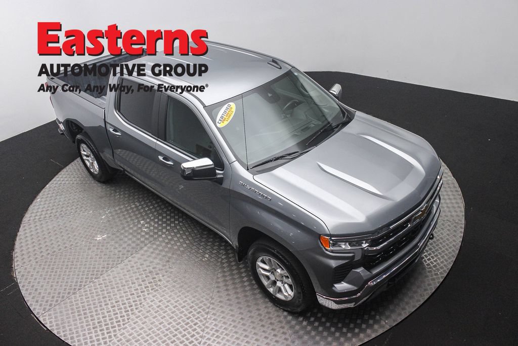 Used 2023 Chevrolet Silverado 1500 LT AWD/4WD image 4