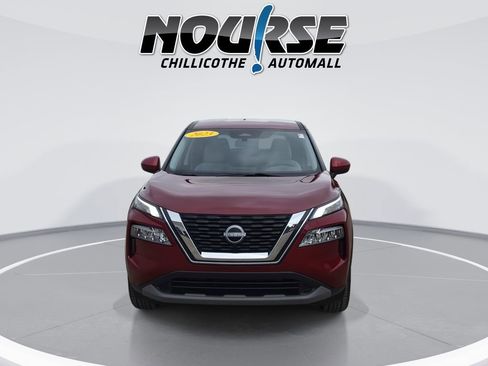 Used 2023 Nissan Rogue SV AWD/4WD image 3